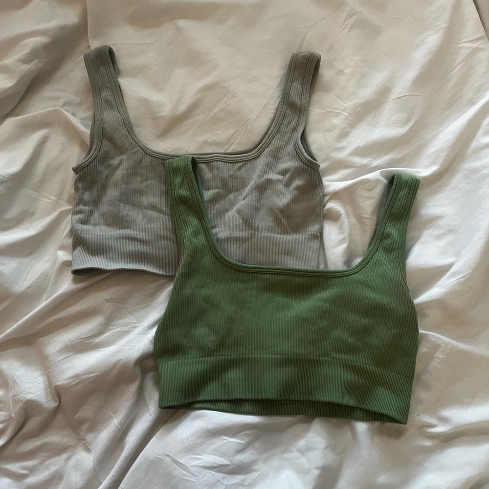 Amazon Women's Crop Tops - Green and Gray
